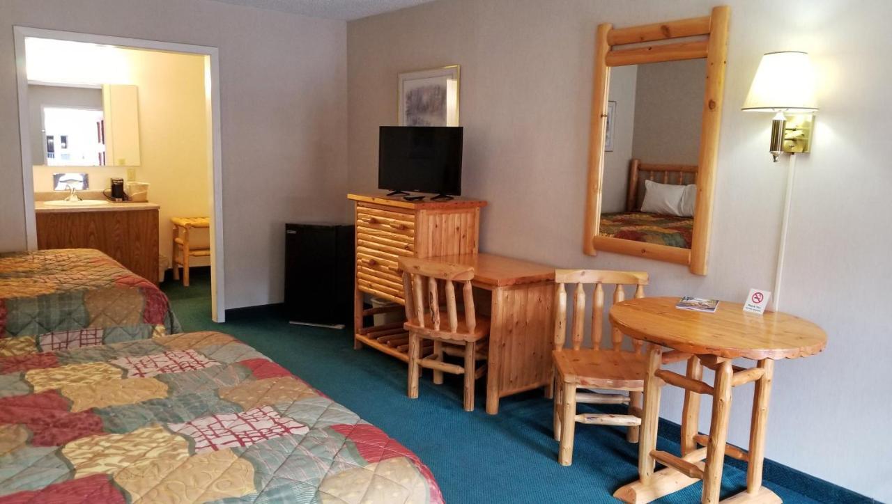 Keystone Boardwalk Inn And Suites Bagian luar foto
