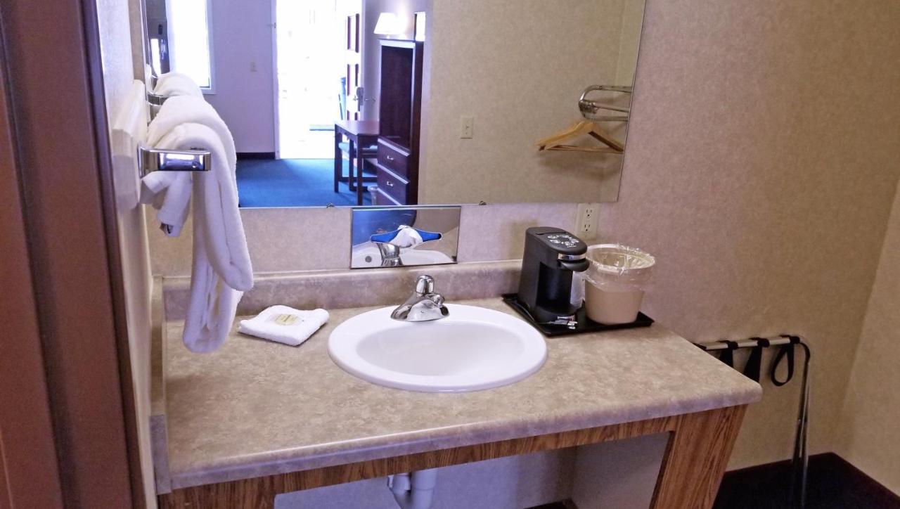 Keystone Boardwalk Inn And Suites Bagian luar foto